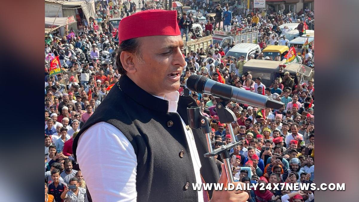 Akhilesh Yadav, Samajwadi Party, Lucknow, Uttar Pradesh