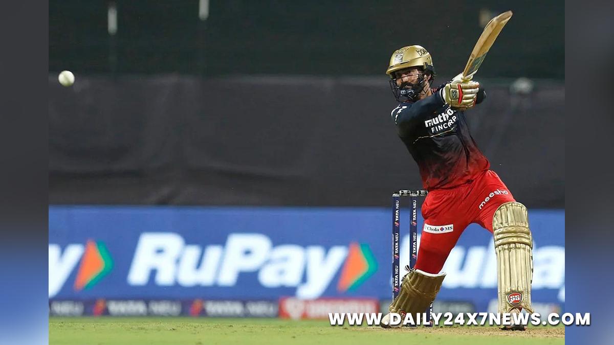 Sports News, Cricket, Cricketer, Player, Bowler, Batsman, Indian Premier League, IPL, IPL 2022, #IPL2022, Dinesh Karthik, Sachin Tendulkar, Royal Challengers Bangalore