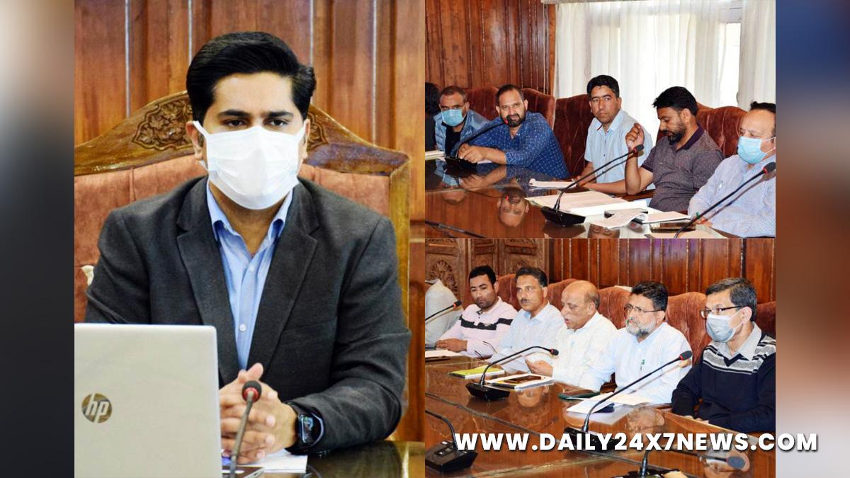 Deputy Commissioner Bandipora, Dr Owais Ahmad, Bandipora, Kashmir, Jammu And Kashmir, Jammu & Kashmir