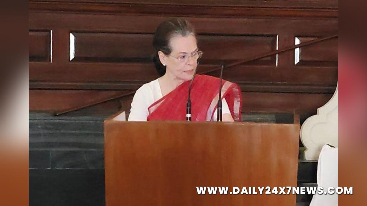 Sonia Gandhi, Indian National Congress, Congress, All India Congress Committee