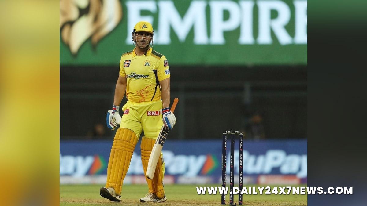 Sports News, Cricket, Cricketer, Player, Bowler, Batsman, Indian Premier League, IPL, IPL 2022, #IPL2022, Mahendra Singh Dhoni, Chennai Super Kings, Brad Hogg