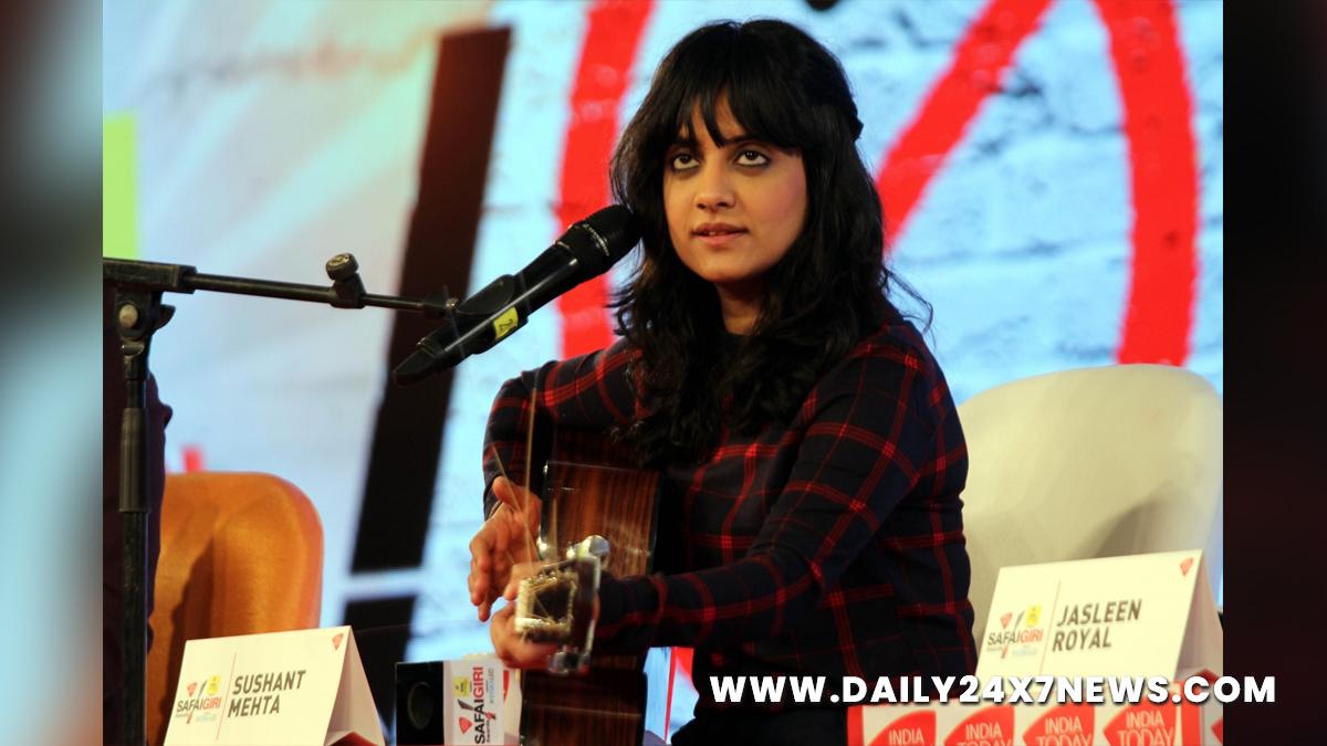 Bollywood, Entertainment, Mumbai, Actor, Cinema, Hindi Films, Movie, Mumbai News, Jasleen Royal, Mitra Re,