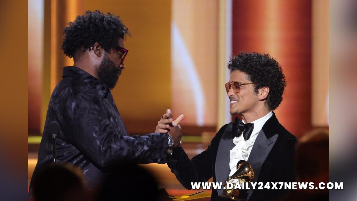 Music, Entertainment, Los Angeles, Singer, Song, Leave The Door Open, Grammys 2022