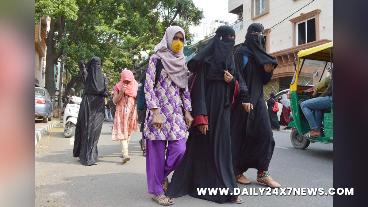 Trending Topics, Hijab Row, Hijab Crisis, Karnataka High Court, PUC Examination Centre
