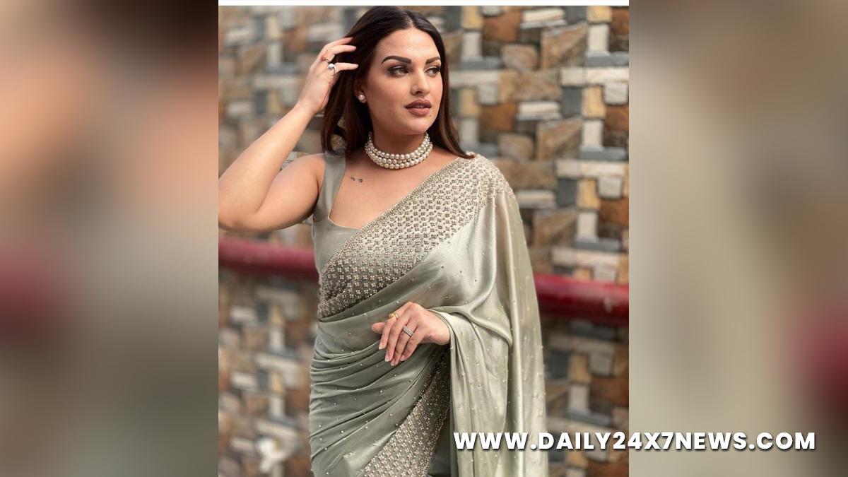 Pollywood, Entertainment, Actress, Cinema, Punjabi Films, Movie, Himanshi Khurana