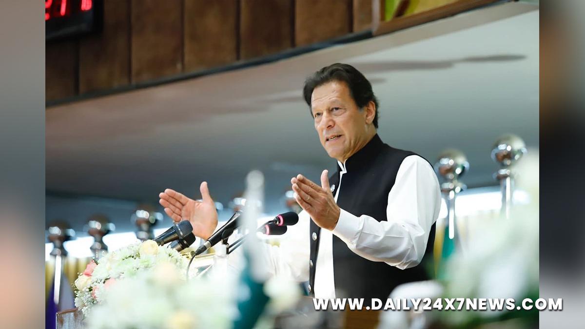 Imran Khan, Pakistan, Prime Minister, Pakistan Tehreek e Insaf, International Leader