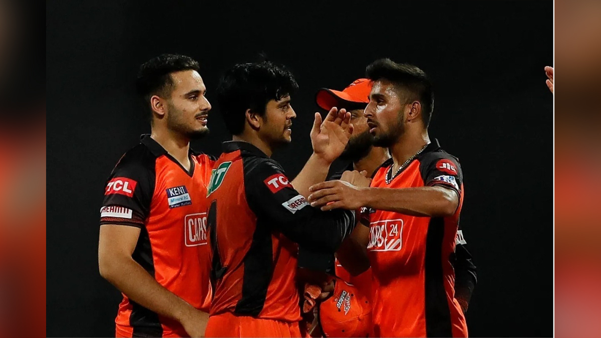 Sports News, Cricket, Cricketer, Player, Bowler, Batsman, Indian Premier League, IPL, IPL 2022, #IPL2022, Rahul Tripathi, Umran Malik, Sunrisers Hyderabad, Mumbai Indians