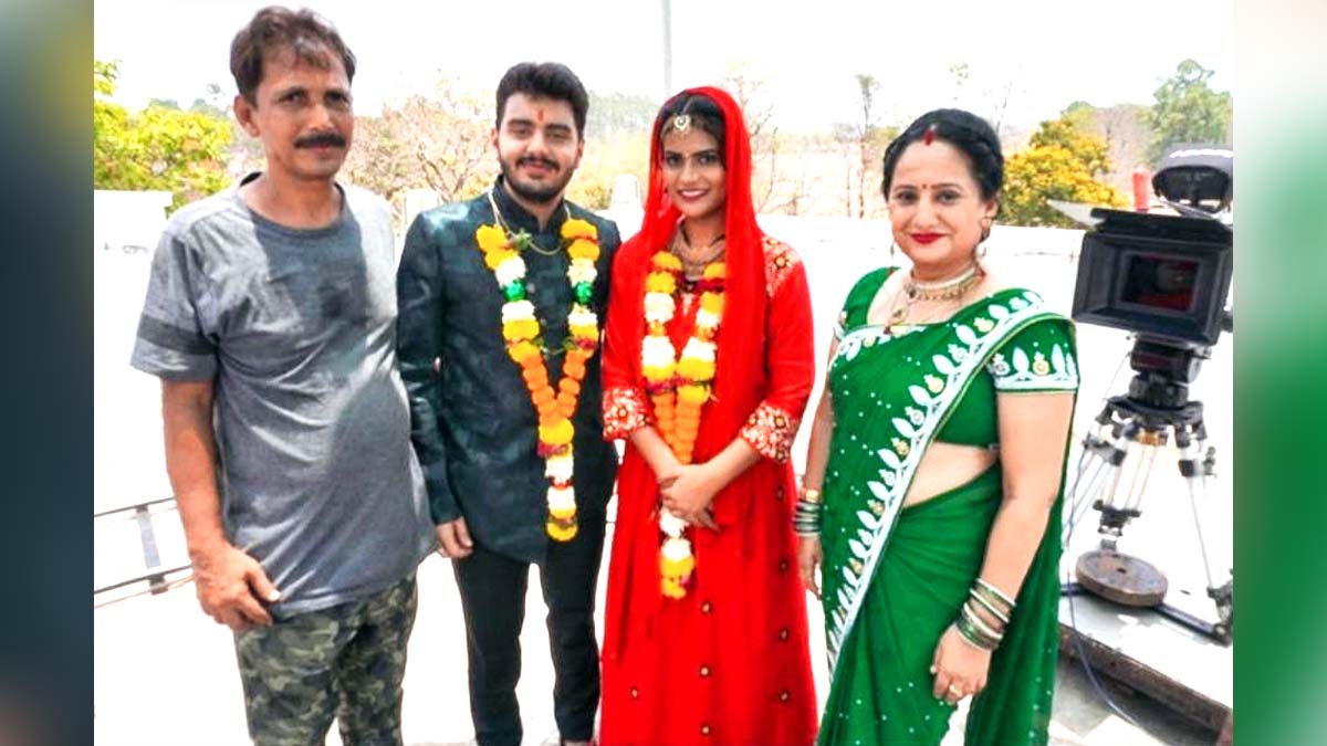 Bollywood, Entertainment, Mumbai, Actor, Cinema, Hindi Films, Movie, Mumbai News, Rishabh Sharma, Roshni Kashyap, Ek Naradham
