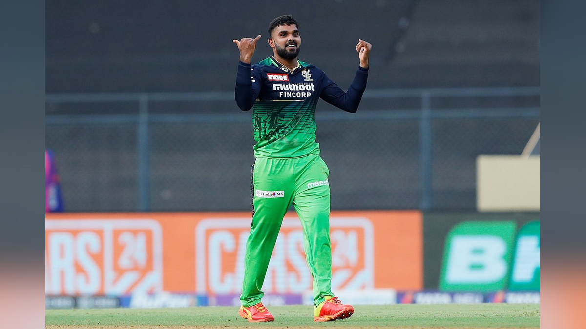Sports News, Cricket, Cricketer, Player, Bowler, Batsman, Indian Premier League, IPL, IPL 2022, #IPL2022, Mike Hesson, Wanindu Hasaranga