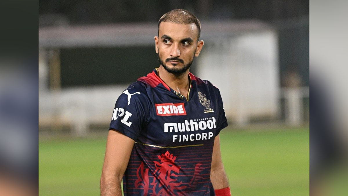 Sports News, Cricket, Cricketer, Player, Bowler, Batsman, Indian Premier League, IPL, IPL 2022, #IPL2022, Royal Challengers Bangalore, Harshal Patel