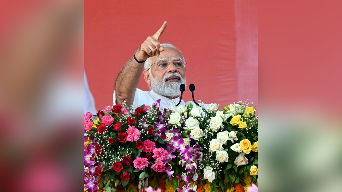 Narendra Modi, Modi, BJP, Bharatiya Janata Party, Prime Minister of India, Prime Minister, Narendra Damodardas Modi, Nano Urea Liquid Plant, World First Nano Urea Liquid Plant, Gandhinagar