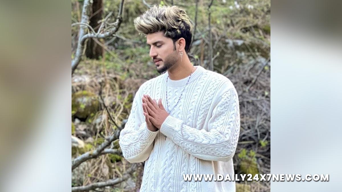 Music, Entertainment, Mumbai, Singer, Song, Mumbai News, Pollywood Industry, Davinder Dhillon, Diljit Dosanjh, Range, Ranjit Bawa, Rab Ji, Kaur B, Laija Laija, Amar Sehmbi, Talda Ni, Kasoor, Aroob Khan, Rang Sohneya, Mikka Singh, Chal Ve Singha, Roshan Prince, Bewafaiyan, Gurshabad, Geet