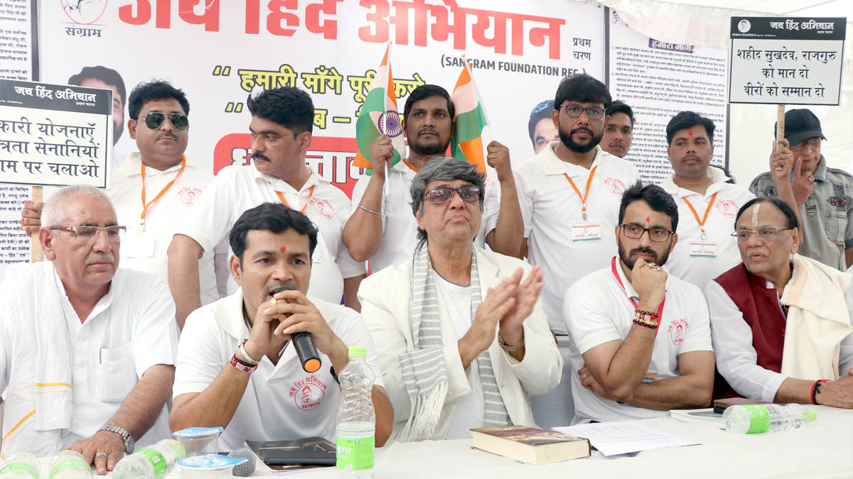 Bollywood, Entertainment, Mumbai, Actor, Cinema, Hindi Films, Movie, Mumbai News, Mukesh Khanna, Gopal Singh, Deepak Tripathi