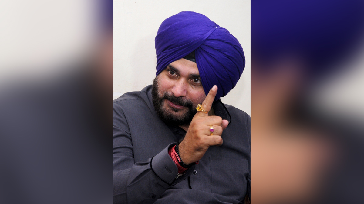 Navjot Singh Sidhu, Congress, Chandigarh, Punjab Congress, PGIMER Chandigarh, Navjot Singh Sidhu Hospitalised