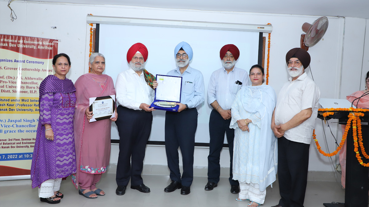 Guru Nanak Dev University Amritsar, Guru Nanak Dev University, Prof. Jaspal Singh Sandhu, GNDU, Amritsar