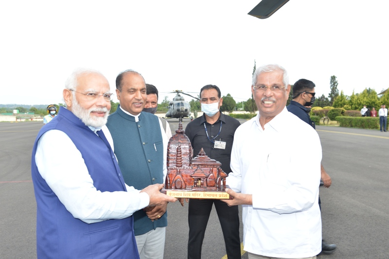 Jai Ram Thakur, Himachal Pradesh, Himachal, BJP Himachal, Shimla, Chief Minister of Himachal Pradesh, BJP Himachal Pradesh, Narendra Modi, Modi, BJP, Bharatiya Janata Party, Prime Minister of India, Prime Minister, Narendra Damodardas Modi, Rajendra Vishwanath Arlekar