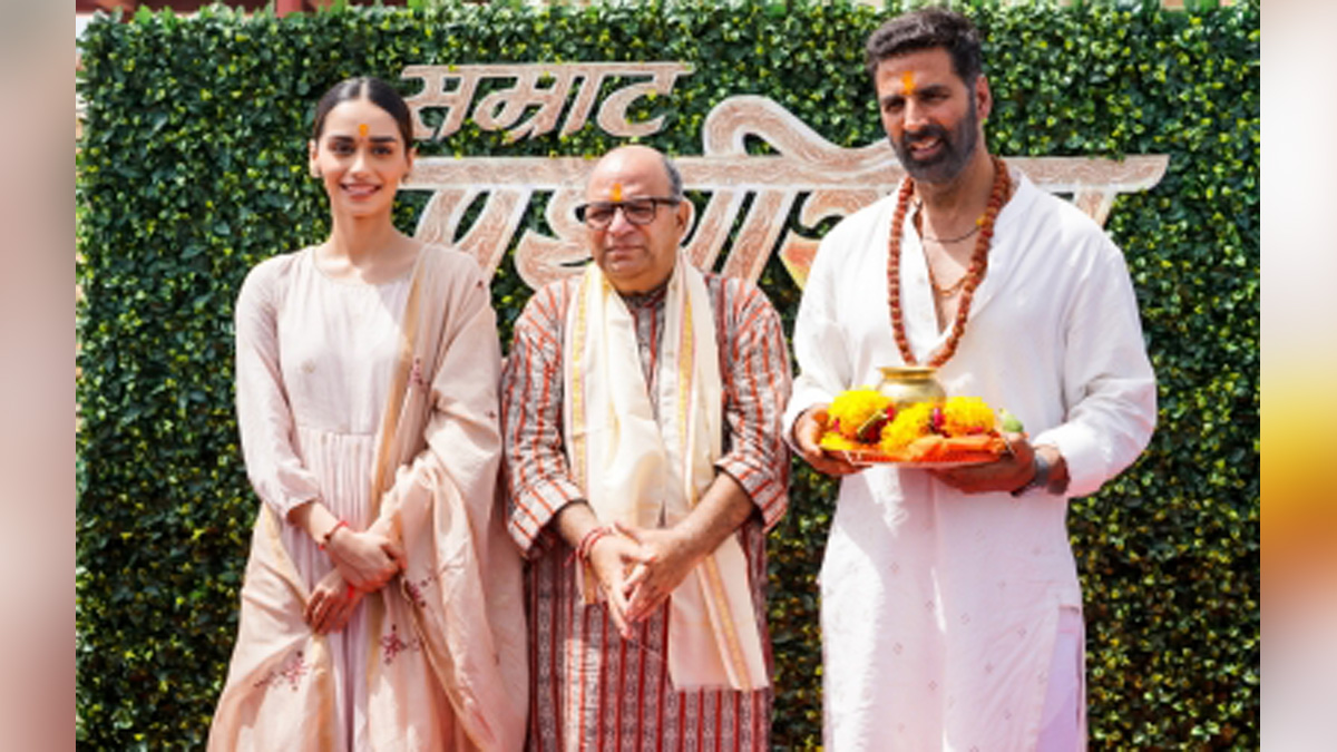 Akshay Kumar, Bollywood, Entertainment, Mumbai, Actor, Cinema, Hindi Films, Movie, Mumbai News, Manushi Chhillar, Bollywood, Entertainment, Mumbai, Actress, Cinema, Hindi Films, Movie, Mumbai News, Heroine, Samrat Prithviraj, Qila Rai Pithora