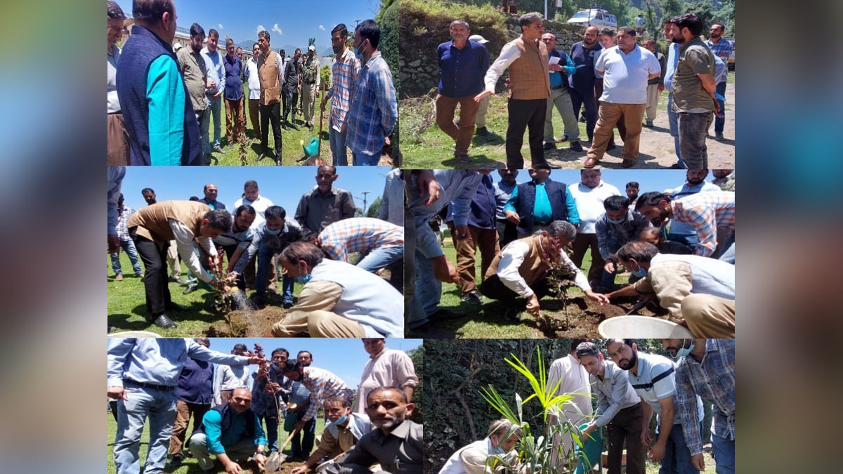 Deputy Commissioner Kupwara, Khalid Jahangir, Kupwara, Kashmir, Jammu And Kashmir, Jammu & Kashmir
