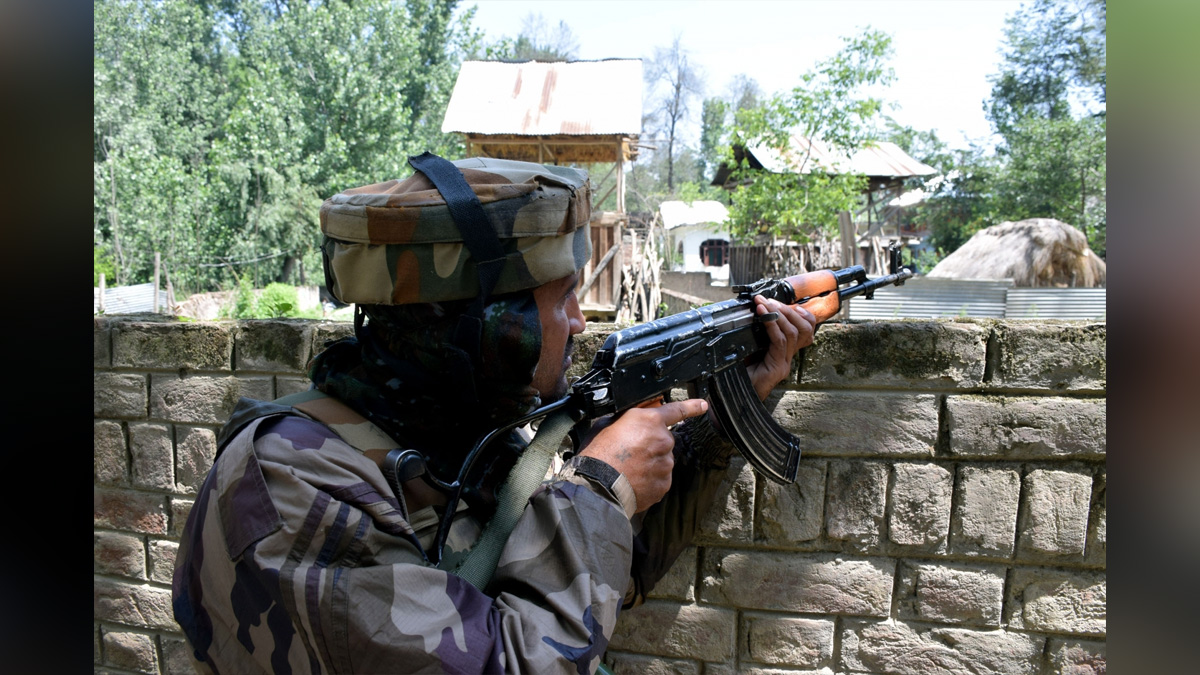 Encounter, Gunfight, Pulwama, Jammu, Kashmir, Jammu And Kashmir, Jammu & Kashmir
