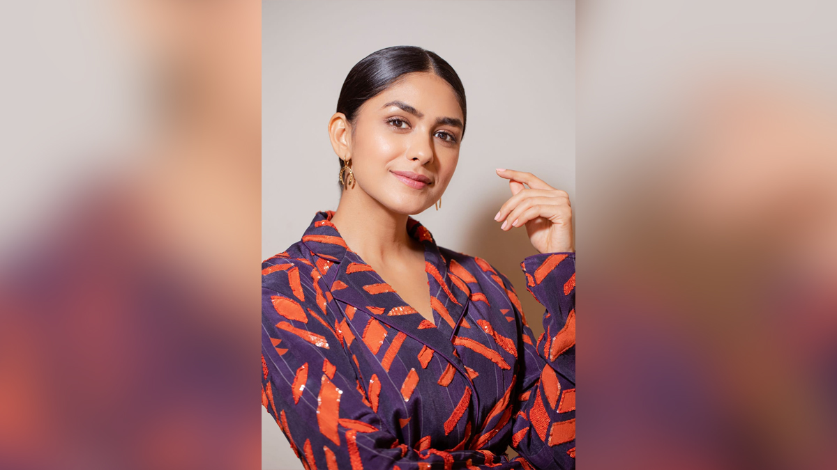 Bollywood, Entertainment, Mumbai, Actor, Actress, Cinema, Hindi Films, Movie, Mumbai News, Heroine, Mrunal Thakur, Gumraah