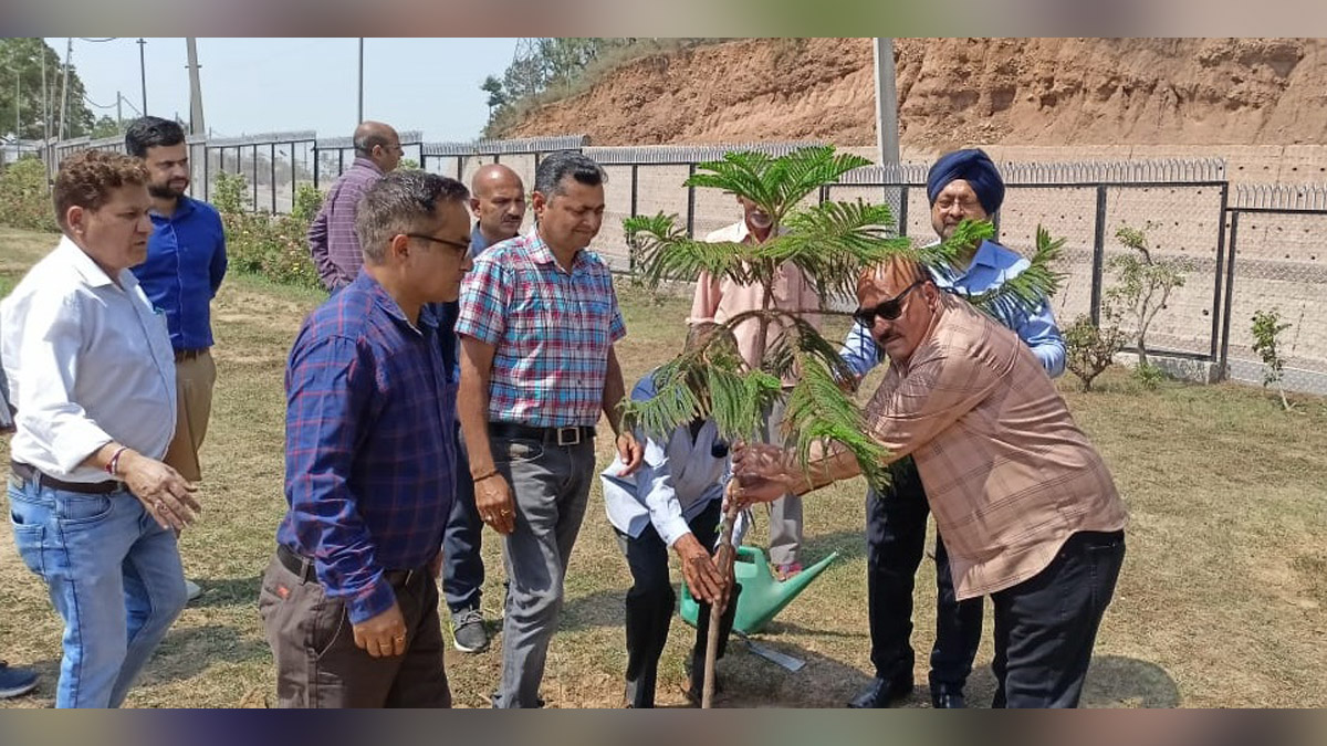 Sheikh Fayaz Ahmed , Commissioner Secretary Floriculture Parks and Garden , Srinagar , Floriculture , Parks , Garden , Kashmir , Jammu And Kashmir , Jammu & Kashmir, Udhampur, World Environment Day