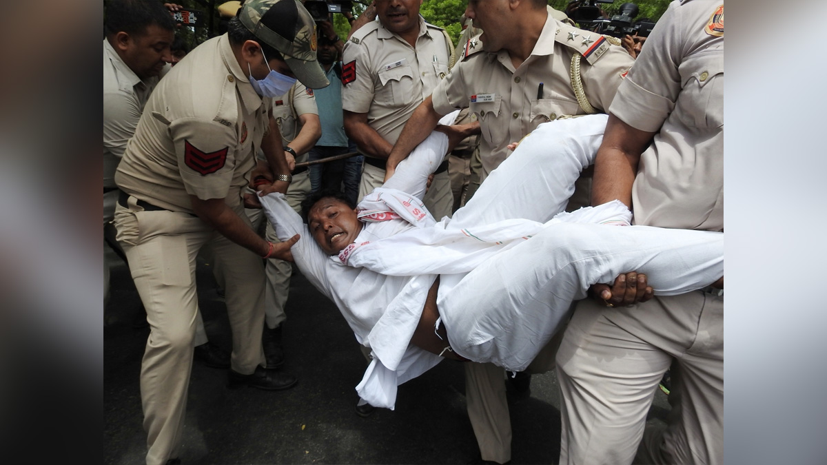 Protest, Agitation, Demonstration, Strike, Congress, Congress ED March, Enforcement Directorate, ED, Rahul Gandhi, Sonia Gandhi, National Herald Case
