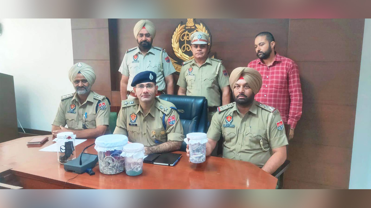 Crime News Punjab, Punjab Police, Police, Crime News, S.A.S. Nagar Police, Mohali Police