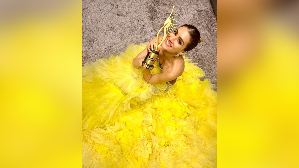 Kriti Sanon, Bollywood, Entertainment, Mumbai, Actress, Cinema, Hindi Films, Movie, Mumbai News, Heroine, Mimi, IIFA Awards, IIFA Awards 2022
