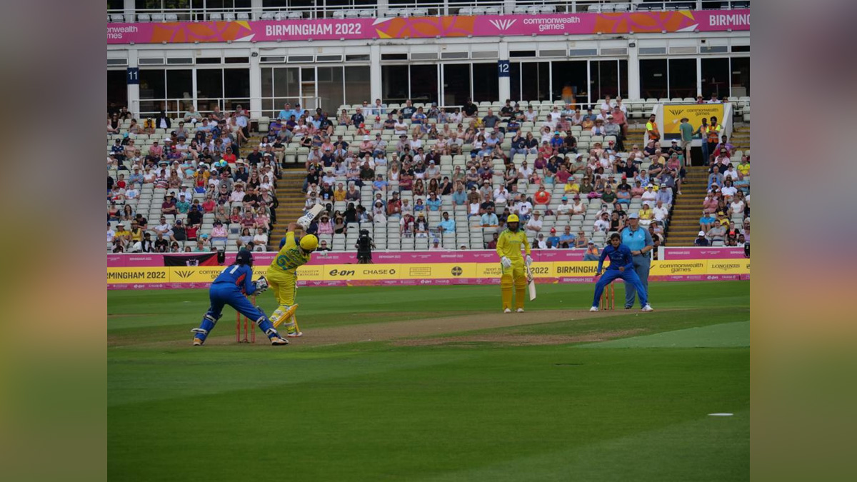 Sports News, Cricket, Cricketer, Player, Bowler, Batswoman, Renuka Thakur, Ashleigh Gardner, Ind Vs Aus, Commonwealth Games, CWG, Commonwealth Games 2022, CWG 2022