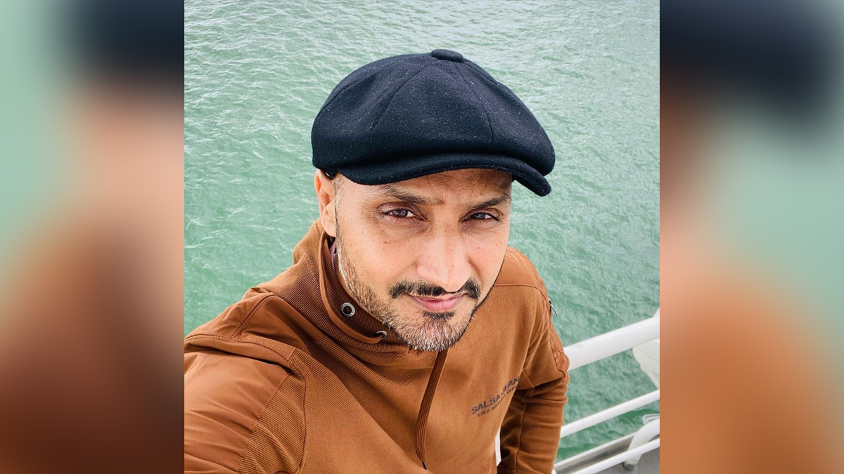 Sports News, Cricket, Cricketer, Player, Bowler, Batsman, Harbhajan Singh, Mashrafe Mortaza, Lendl Simmons, Denesh Ramdin, Legends League Cricket, LLC