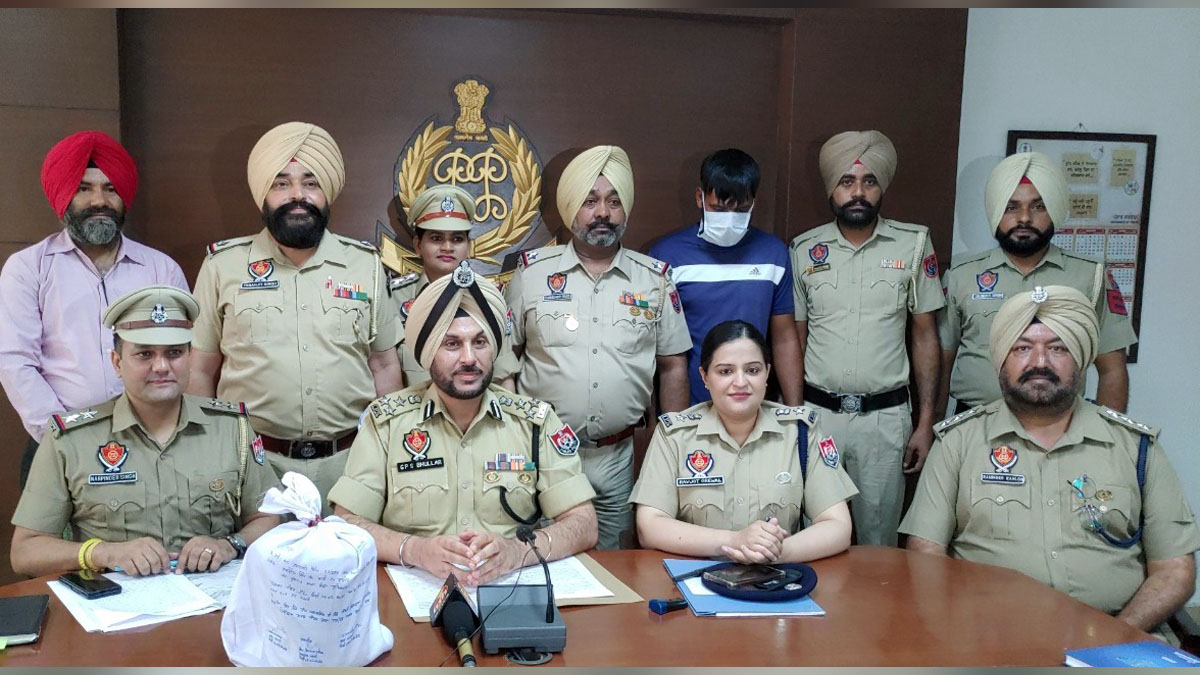 Crime News Punjab, Punjab Police, Police, Crime News, S.A.S. Nagar Police, Mohali Police, DIG Rupnagar Range Gurpreet Singh Bhullar
