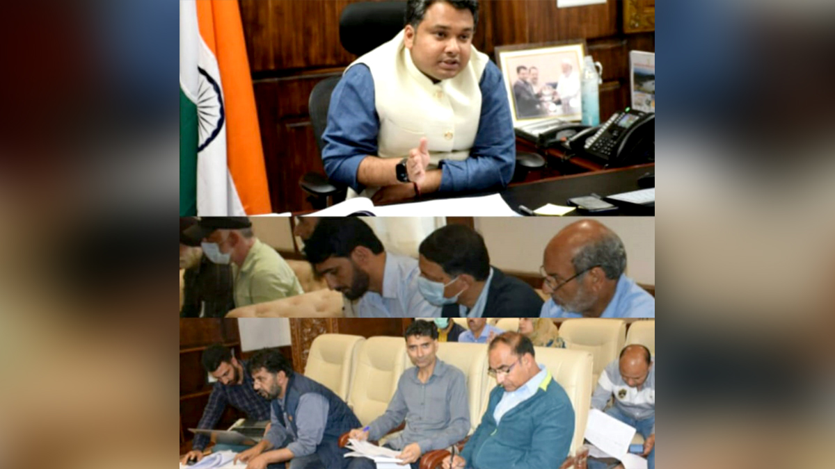 Anantnag, DDC Anantnag, Deputy Commissioner, Dr Piyush Singla, Dr Piyush Singla, Kashmir, Jammu And Kashmir, Jammu & Kashmir, Har Ghar Tiranga