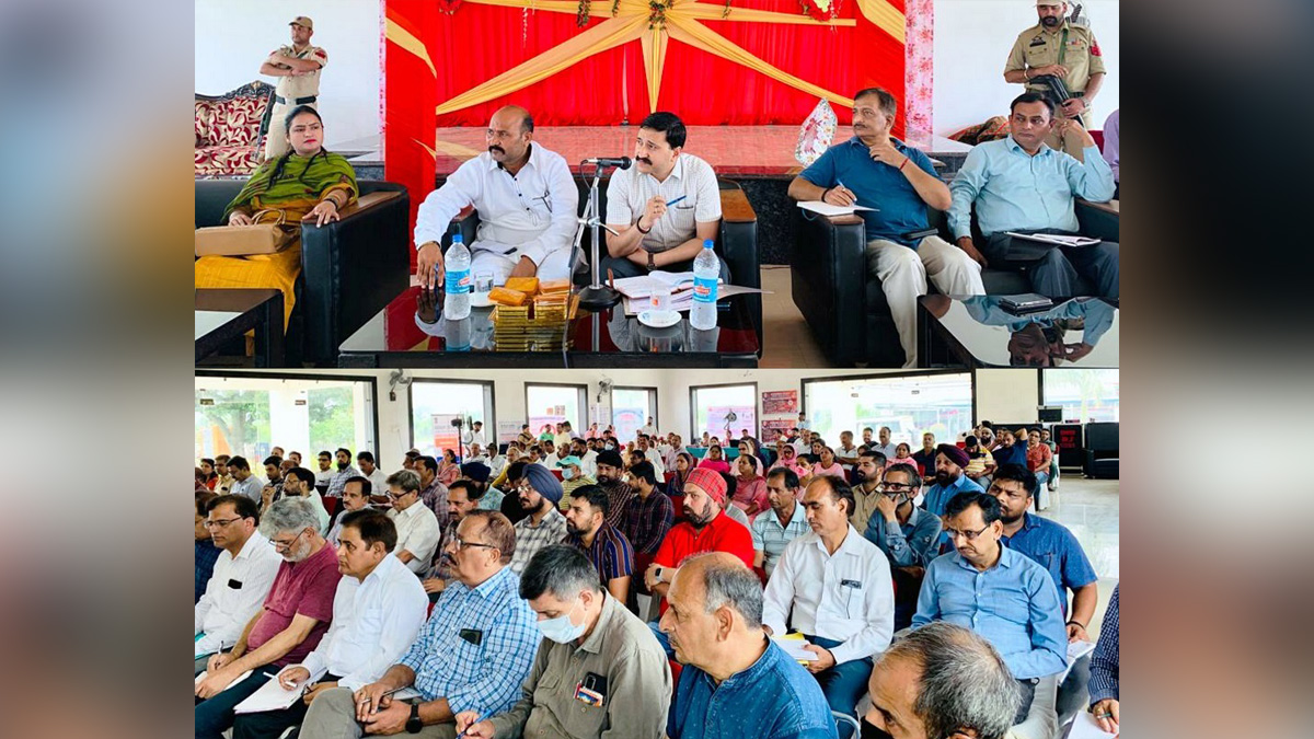 Kathua, DDC Kathua, District Development Commissioner Kathua, Rahul Pandey, Kashmir, Jammu And Kashmir, Jammu & Kashmir, Block Diwas, Jan Abhiyan Camp, Jan Abhiyan, Jan Sunvayi, Jan Abhiyan, Jan Adhikar, Awami Muhim, Jan Abhiyan Program, Mega Block Diwas, Weekly Block Diwas