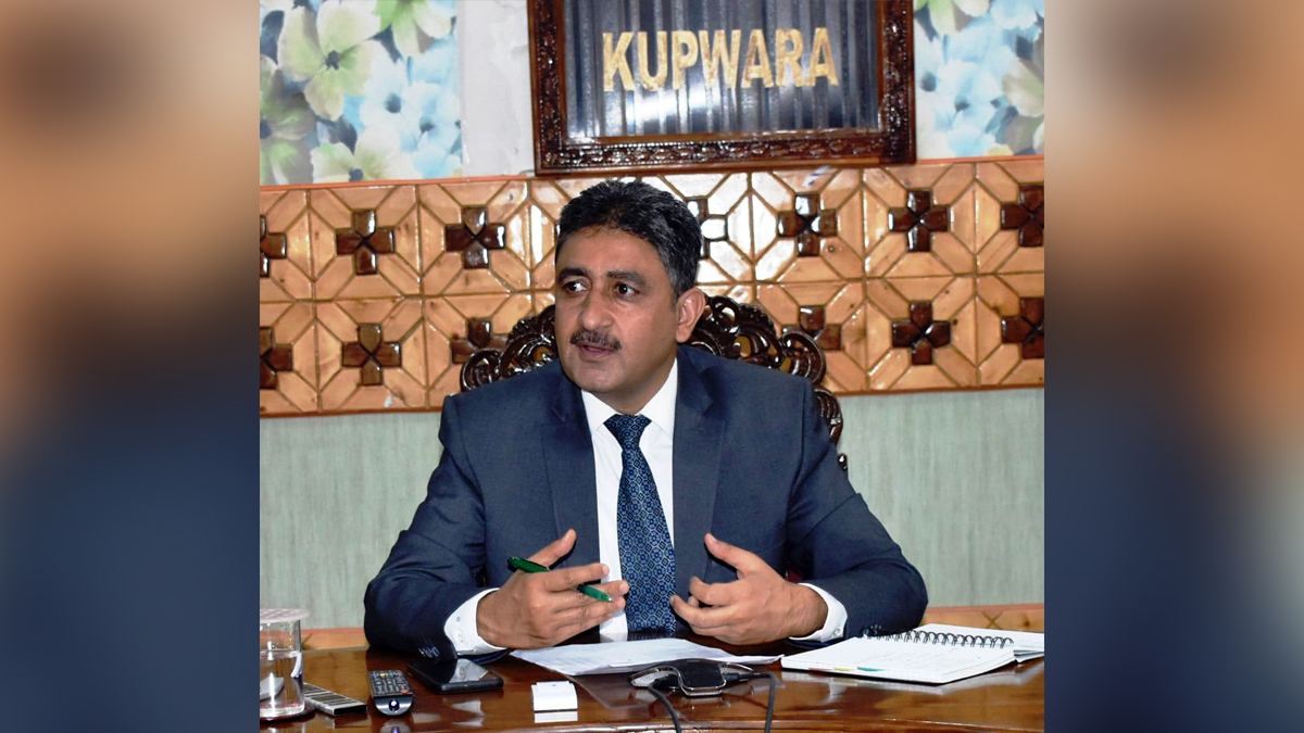 Anantnag, DDC Anantnag, Deputy Commissioner, Dr Piyush Singla, Dr Piyush Singla, Kashmir, Jammu And Kashmir, Jammu & Kashmir