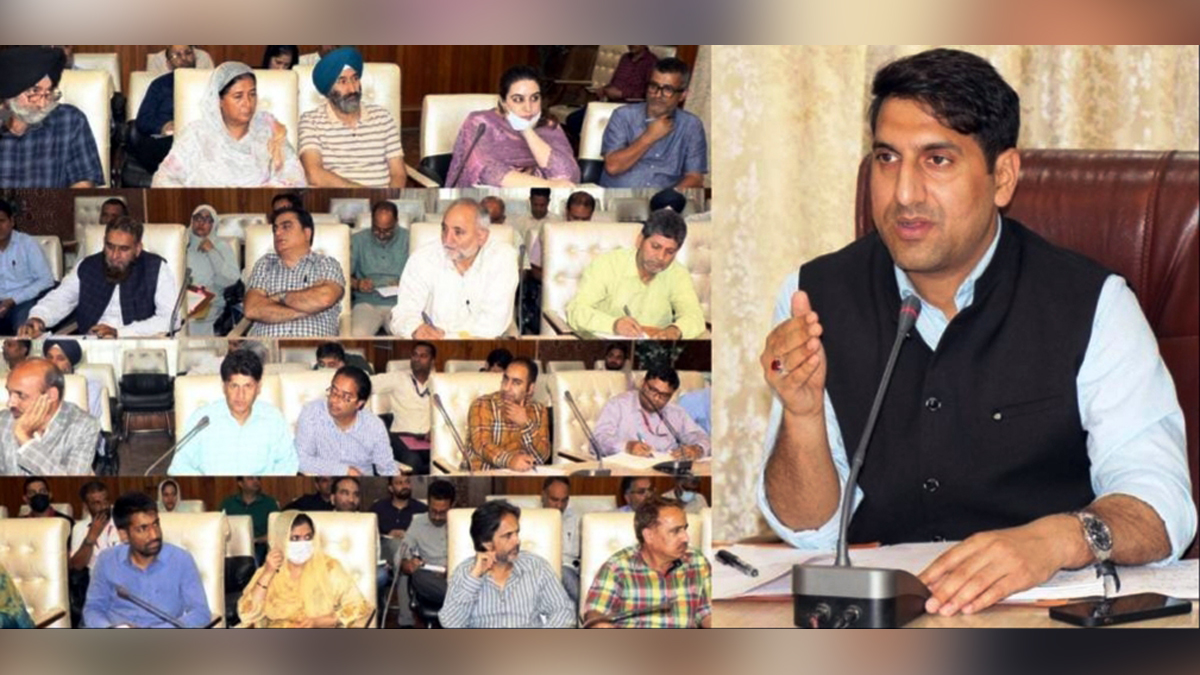 Srinagar, Deputy Commissioner Srinagar, Mohammad Aijaz Asad, Jammu, Kashmir, Jammu And Kashmir, Jammu & Kashmir