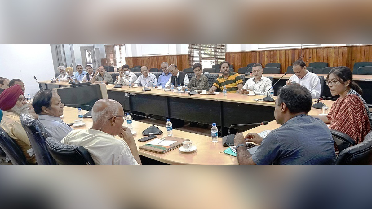 Avny Lavasa, Deputy Commissioner Jammu, Jammu, Kashmir, Jammu And Kashmir, Jammu & Kashmir