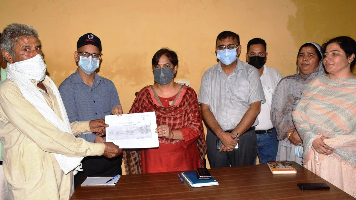 Samba, Deputy Commissioner Samba, Anuradha Gupta, Kashmir, Jammu And Kashmir, Jammu & Kashmir, Block Diwas, Jan Abhiyan Camp, Jan Abhiyan, Jan Sunvayi, Jan Abhiyan, Jan Adhikar, Awami Muhim, Jan Abhiyan Program, Mega Block Diwas, Weekly Block Diwas
