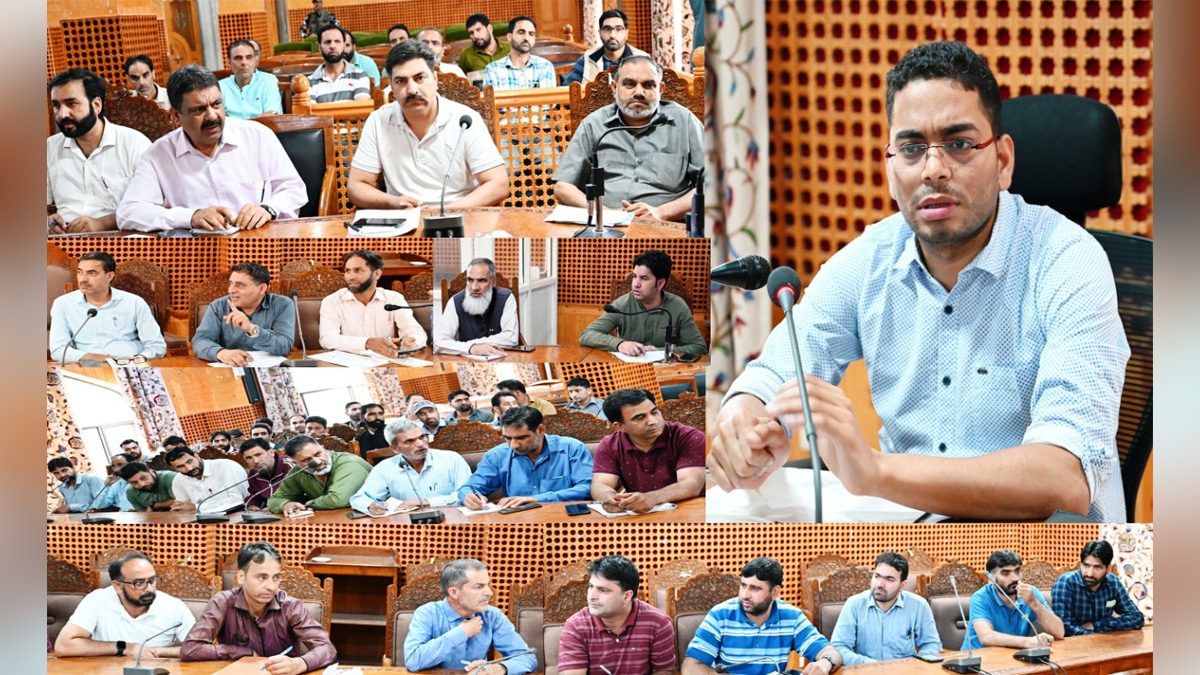 Shopian, DDC Shopian, District Development Commissioner Shopian, Sachin Kumar Vaishya, Kashmir, Jammu And Kashmir, Jammu & Kashmir