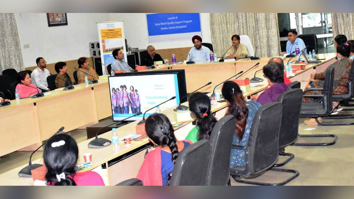 Samba, Deputy Commissioner Samba, Anuradha Gupta, Kashmir, Jammu And Kashmir, Jammu & Kashmir