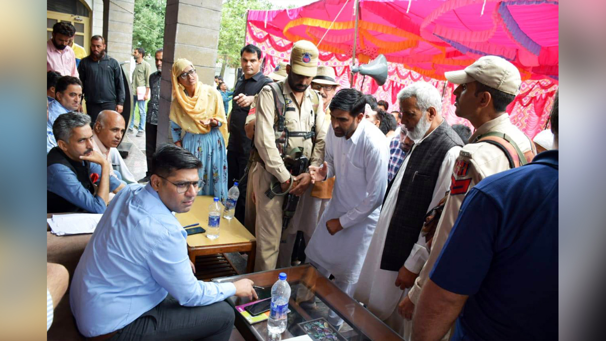 Rajouri, DDC Rajouri, District Development Commissioner Rajouri, Vikas Kundal, Kashmir, Jammu And Kashmir, Jammu & Kashmir, Block Diwas, Jan Abhiyan Camp, Jan Abhiyan, Jan Sunvayi, Jan Abhiyan, Jan Adhikar, Awami Muhim, Jan Abhiyan Program, Mega Block Diwas, Weekly Block Diwas