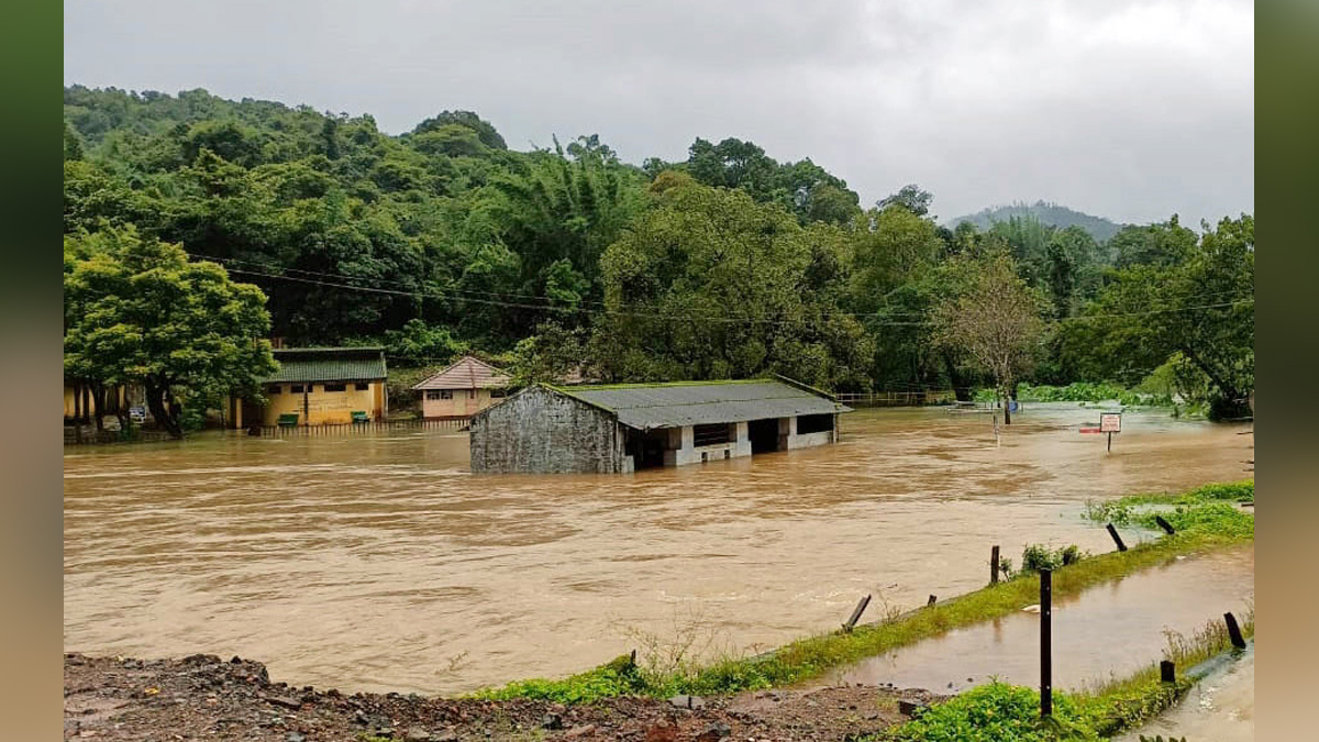 Weather, Bengaluru, Heavy Rain, Rain Fury, Karnataka, Hadsa India, Hadsa, Wall Collapse