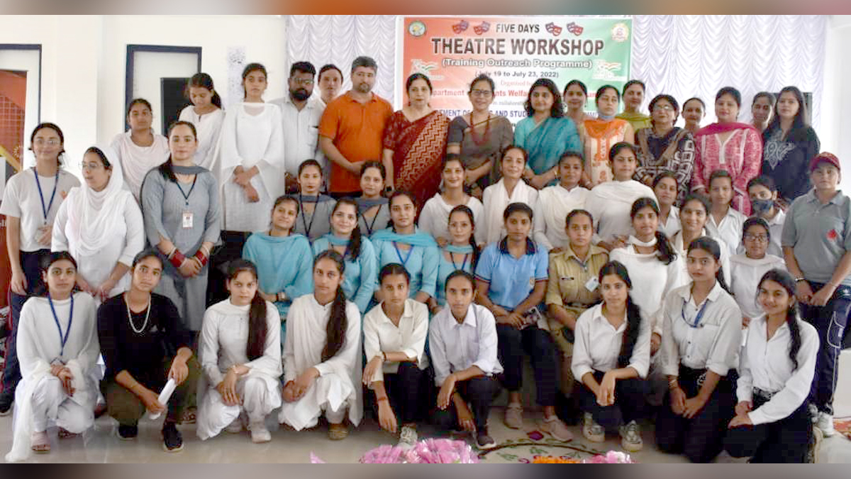 Udhampur, Prof. Vishav Raksha, Principal, Dr. Monika Sharma, Kashmir, Jammu And Kashmir, Jammu & Kashmir