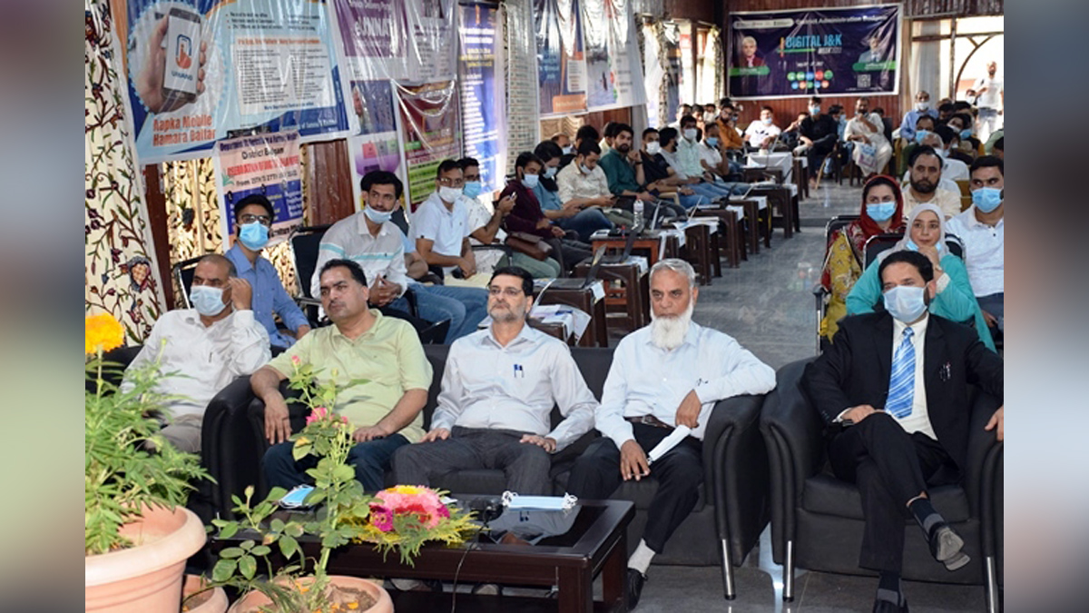 Budgam, Deputy Commissioner Budgam, DC Budgam, Shahbaz Ahmad Mirza, Kashmir, Jammu And Kashmir, Jammu & Kashmir, District Administration Budgam, Digi Mela, Digital Week, Digital Programme, Digital India Week