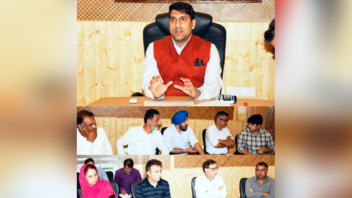 Srinagar, Deputy Commissioner Srinagar, Mohammad Aijaz Asad, Jammu, Kashmir, Jammu And Kashmir, Jammu & Kashmir