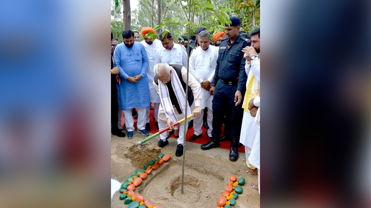 Manohar Lal Khattar, Haryana, Bharatiya Janata Party, BJP, Haryana Chief Minister, Chief Minister of Haryana,Kurukshetra