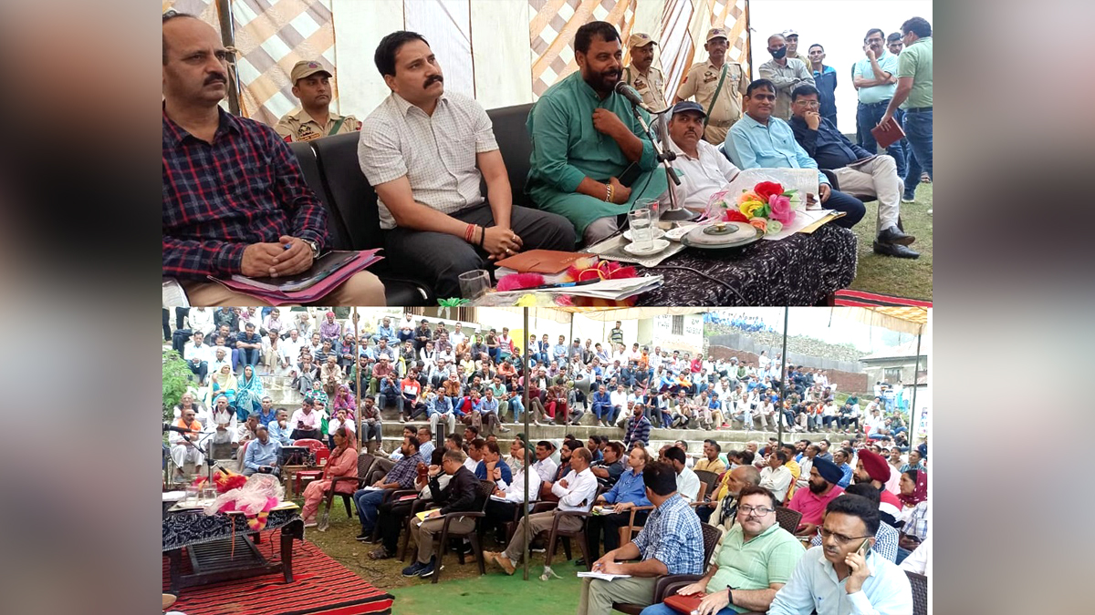 Kathua, DDC Kathua, District Development Commissioner Kathua, Rahul Pandey, Kashmir, Jammu And Kashmir, Jammu & Kashmir, Block Diwas, Jan Abhiyan Camp, Jan Abhiyan, Jan Sunvayi, Jan Abhiyan, Jan Adhikar, Awami Muhim, Jan Abhiyan Program, Mega Block Diwas, Weekly Block Diwas, Lohai Malhar
