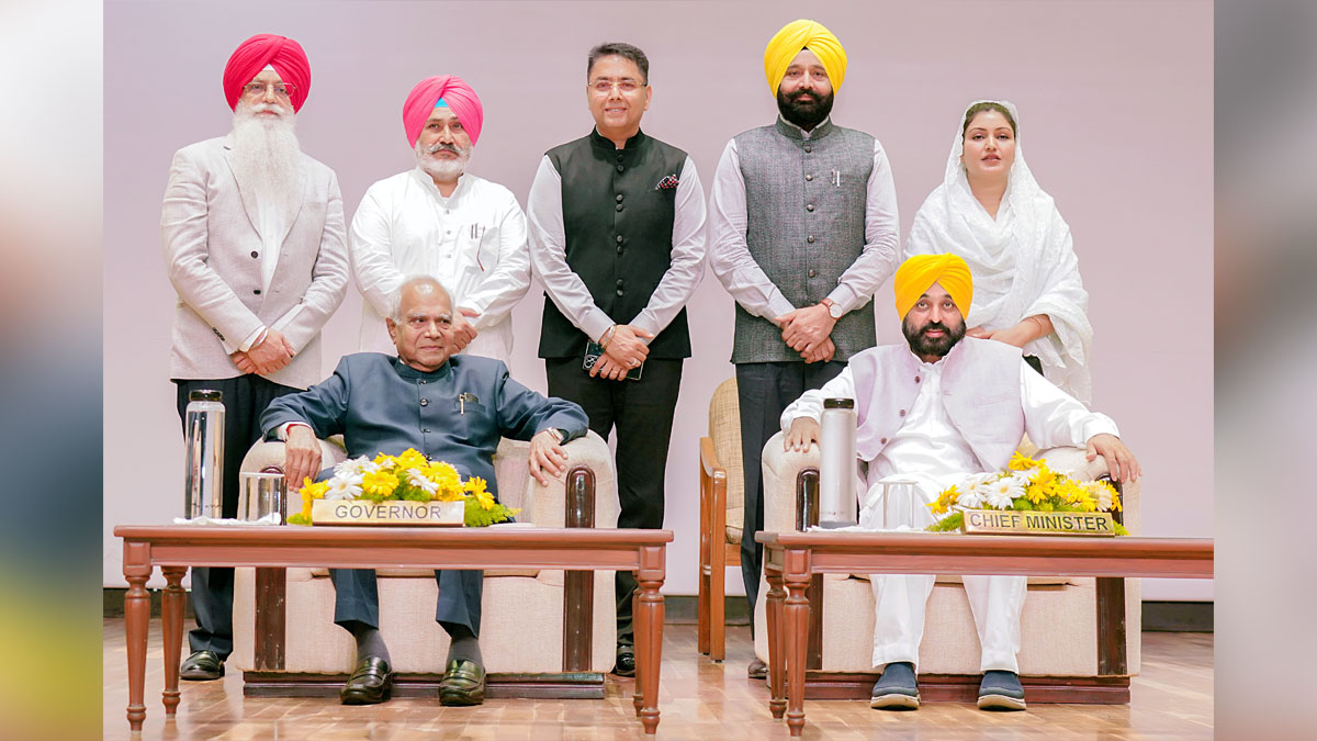 Banwari Lal Purohit, Banwarilal Purohit, Governor of Punjab, Punjab Governor, Punjab Raj Bhavan, Bhagwant Mann, AAP, Aam Aadmi Party, Aam Aadmi Party Punjab, AAP Punjab, Government of Punjab, Punjab Government, Punjab, Chief Minister Of Punjab, Aman Arora, Inderbir Singh Nijjar, Fauja Singh, Chetan Singh Joramajra, Anmol Gagan Mann