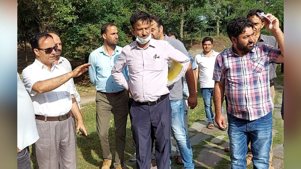 Tourism, Kashmir, Jammu And Kashmir, Jammu & Kashmir, Srinagar, Dr. G N Itoo, Director Tourism Kashmir, Jammu and Kashmir Tourism, Jammu & Kashmir Tourism Department, National Building Construction Corporation
