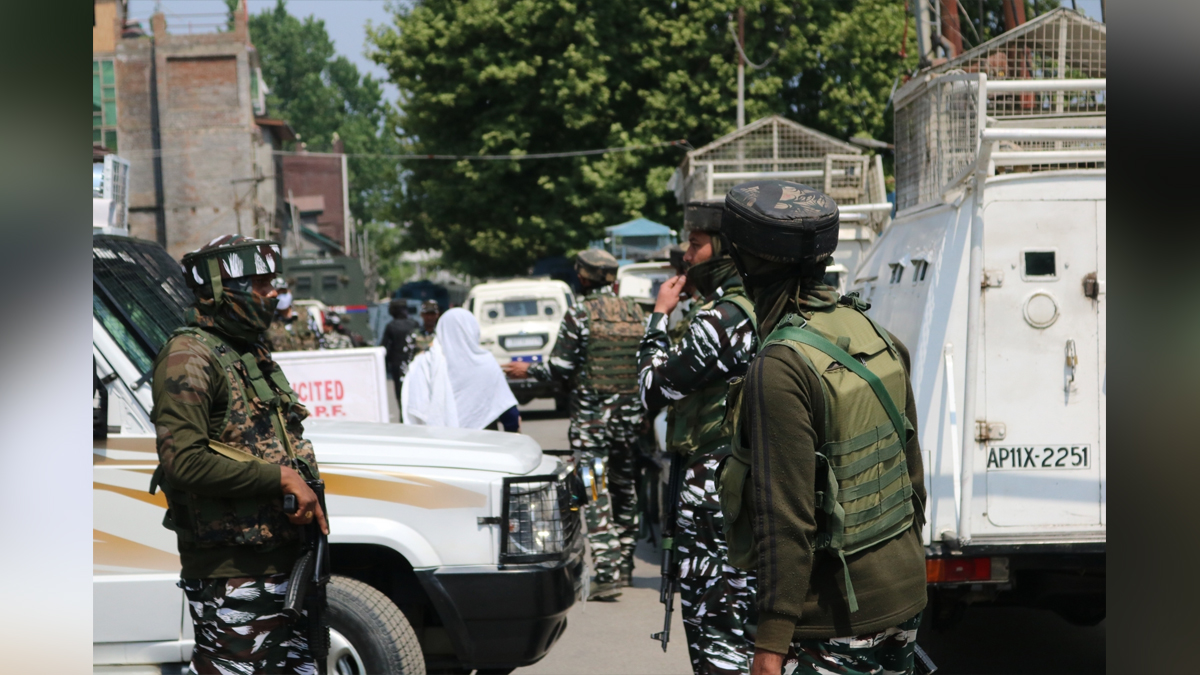 Crime News JK, Encounter, Jammu & Kashmir, Pulwama, CRPF, CRPF SI Killed, Pulwama Encounter