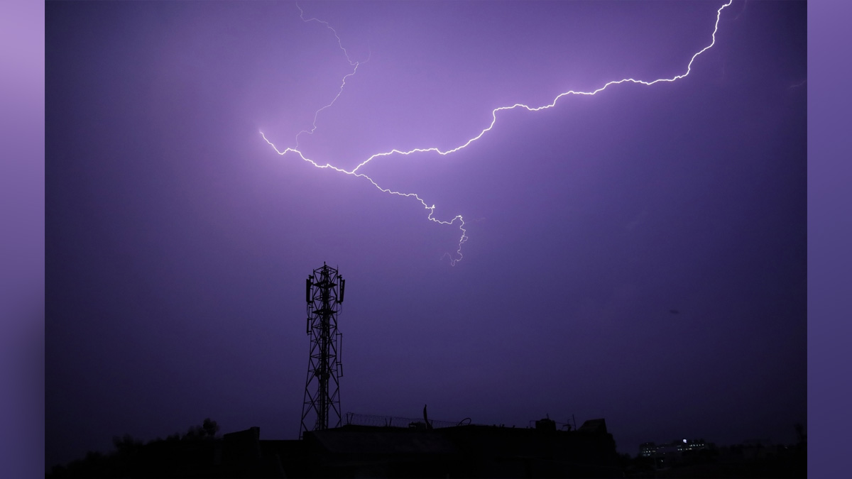 Hadsa India, Hadsa, Uttar Pradesh, Lucknow, Separate Lightning